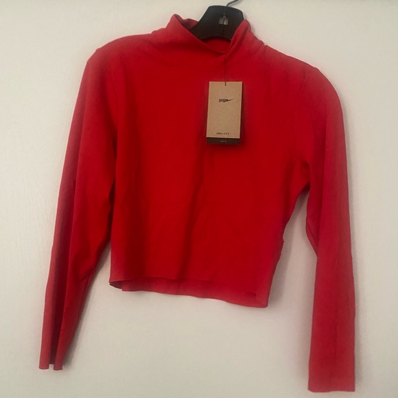 Nike Dri-FIT Luxe Long Sleeve Crop Top - Picture 5 of 5